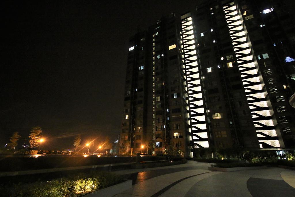 Hyve Soho Suites Cyberjaya Exterior foto
